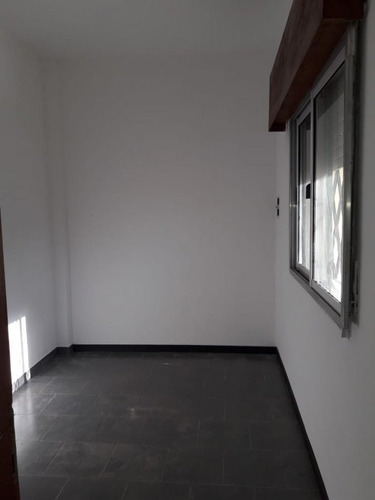 Imagen 10 de 14 de Casa 4 Ambientes /sola En Lote De 10 X 30 | Santa Teresita