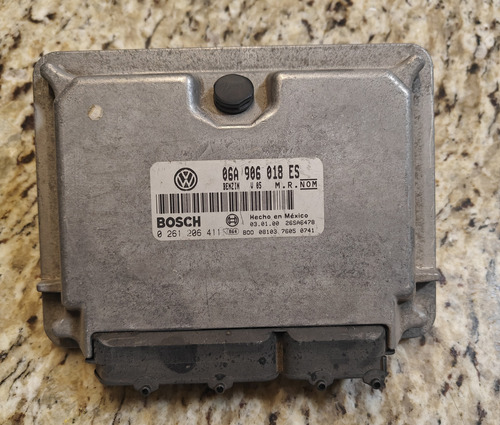 Computadora Ecm Vw Jetta 06a 906 018 Es Golf Beetle 2.0l (Usado)