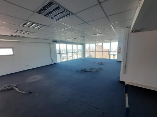 Imagen 3 de 13 de Alquiler De Oficinas De Categoria En El Centro Colon Y Cañada 300 Mts2