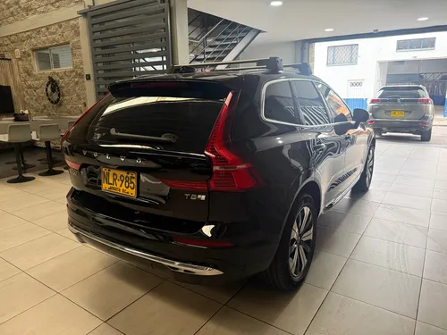 Volvo XC60 2.0 T8 Plus