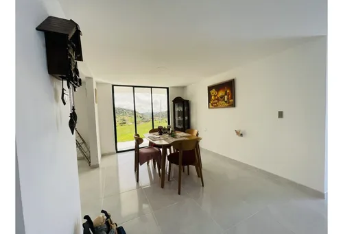 Se Vende Casa En Club Campestre En San Roque, Antioquia
