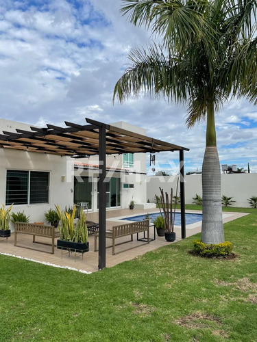 Casa En Venta En Atlixco Los Solares