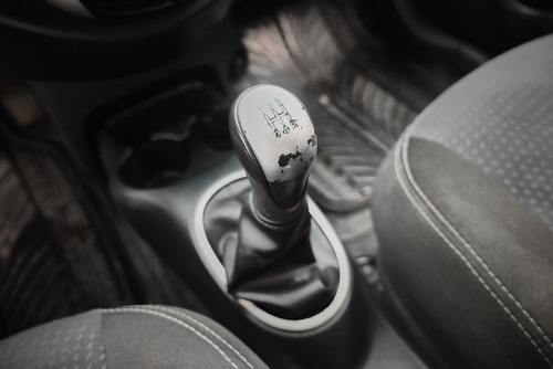 Nissan March 1.6