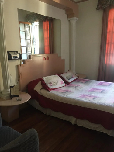 Hotel En Venta,  Santiago Centro, A Pasos De Cumming