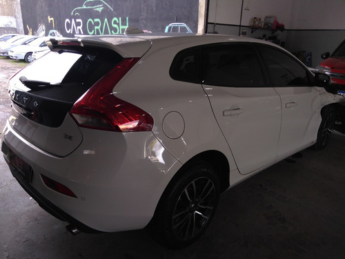 Imagen 5 de 10 de Volvo V 40 2.0 T4 At Momentum