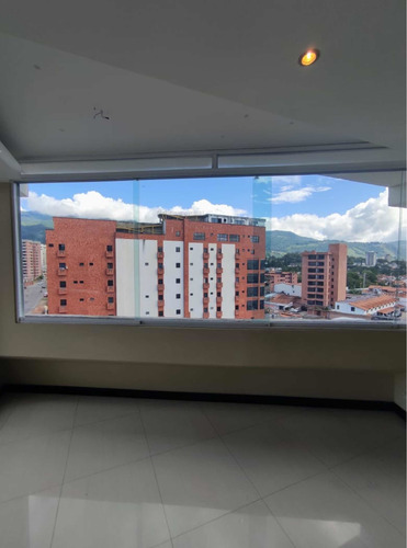 Imagen 7 de 17 de En Venta Exclusivo Apartamento En Palazzo Abruzzo
