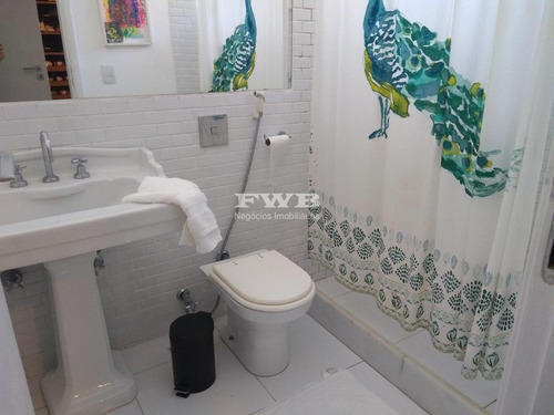 Casa Reformada Duplex No Jardim Botanico - 2044005239 - 67779965