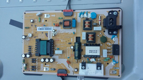 Fuente De Pantalla Smart Samsung Curva Mod Un55k6550af (Usado)