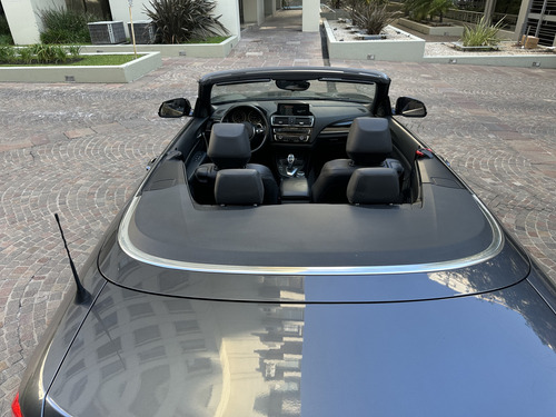 BMW Serie 2 3.0 240i M Package Cabrio