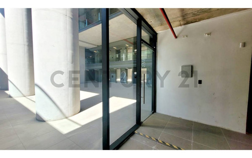 Arriendo Local Com. 82 Mt2 - Metro Los Leones
