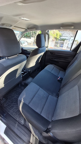 Toyota Hilux 2.4 Cd Dx 150cv 4x2