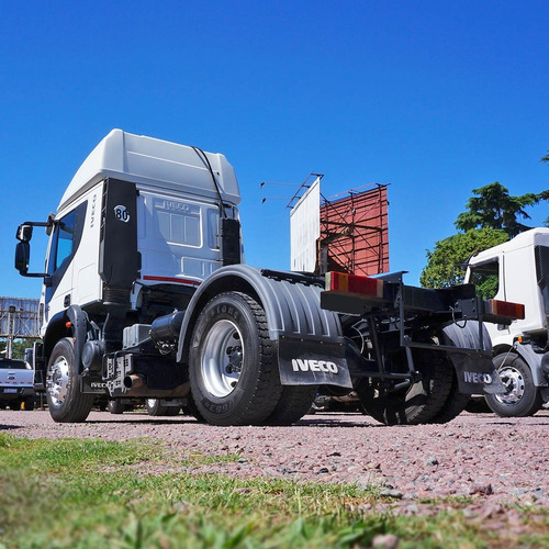 Camion Iveco Cursor 330 ´14