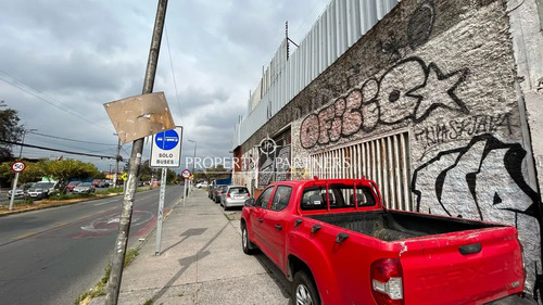 Venta De Galpon Ubicado En Plena Avenida