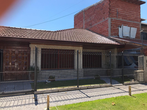 Casa En Venta En Quilmes Oeste