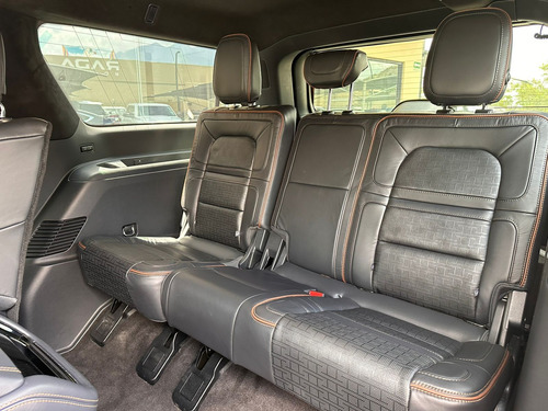 Lincoln Navigator 2024