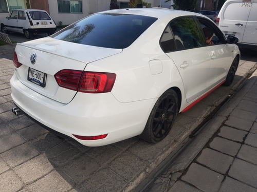 Imagen 9 de 15 de Volkswagen Jetta 2014 2.0 At