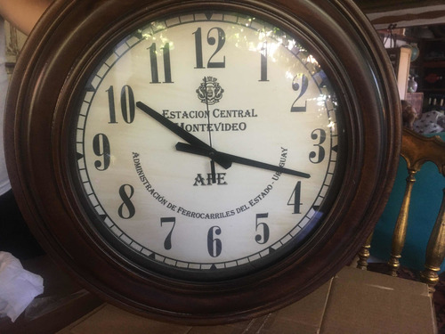 Imagen 8 de 12 de Reloj Tipo Antiguo Estacion Piriápolis Ferrocarril Afe