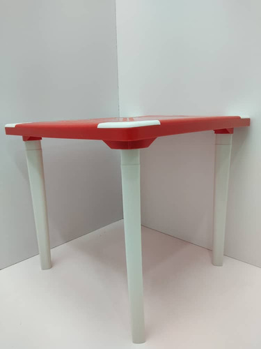 Imagen 4 de 4 de Mesa Infantil Plastica Baby Roma Optiline 3275 Xavi