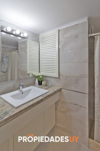 Apartamento En Venta En Roosevelt Punta Del Este, 2 Dormitorios, 2 Baños