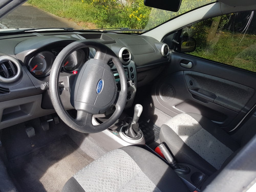 Ford Fiesta 4p 1.6 Hatch Se - 2013/2014 - Branco - 33.800km