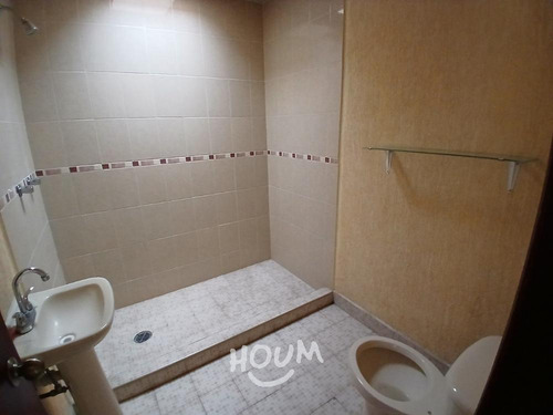 Casa En Santiaguito, Xochimilco Con 3 Recámaras, 231 M², Id: 139576