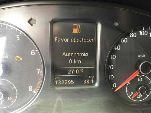 Imagem 2 de 11 de Volkswagen Fox 2011 1.6 Vht Total Flex 5p