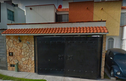 (37 Mob) Venta De Casa En Candiles, Queretaro