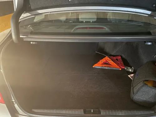 Honda Civic 1.8 Ex 4 p