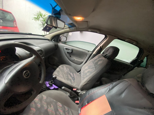Chevrolet Corsa 1.8 Maxx Flex Power 5p