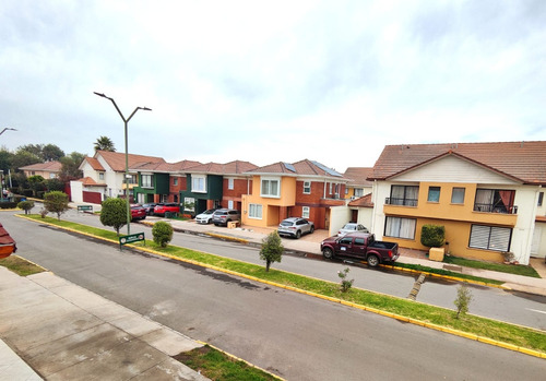 Preciosa, Impecable Y Acogedora Casa En Condominio