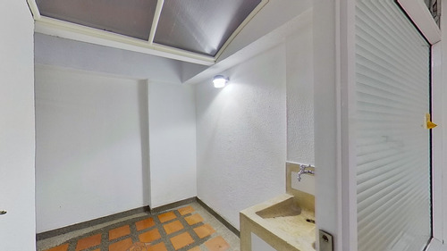 Imagen 11 de 20 de Apartamento En Venta Segundo Parque Laureles Medellin