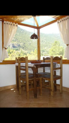 Imagen 10 de 11 de Lago Puelo, Excelente Complejo De 3 Cabañas Más Monoambiente A Media Cuadra De Ruta 16. Usd 169.000