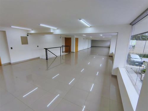 Arriendo Local Comercial Campus Oriente