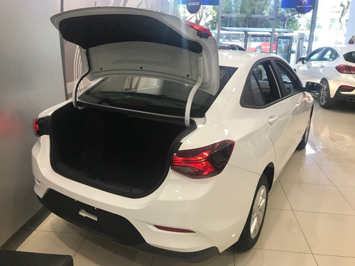 Imagen 3 de 16 de Chevrolet Onix Plus Tech 2022 0km
