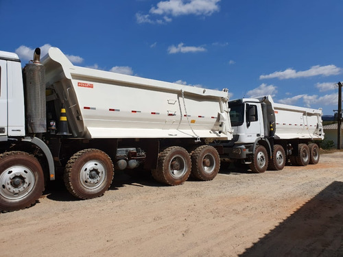 Imagem 7 de 15 de Mercedes-benz Actros 4844 8x4 Ano 2013/2014 Traçado