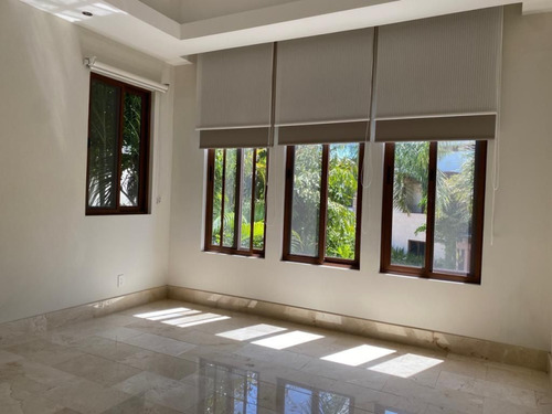 Amplia Casa En Condominio En Venta En Chablekal