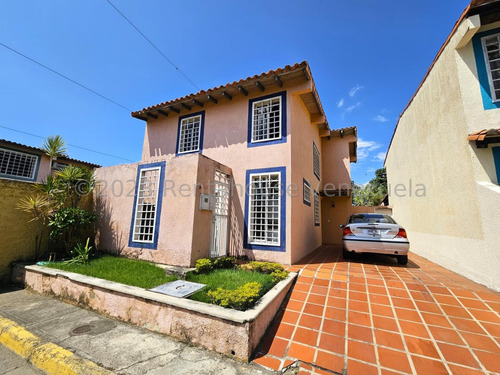 Kl Vende Preciosa Casa En El Este De Barquisimeto #24-6287