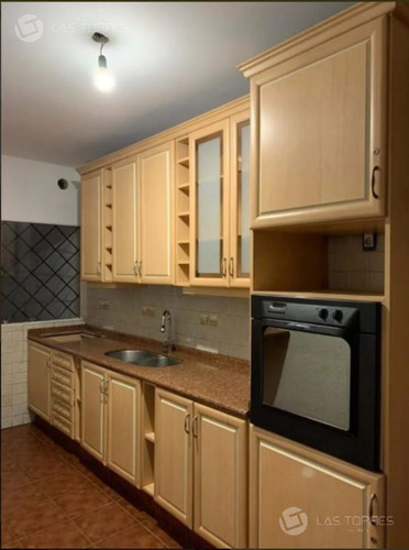 Imagen 3 de 13 de Casa Para Vivienda O Empresa, 4 Dormitorios 3 Baños