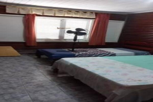Imagem 8 de 14 de Vendo Casa Á 150 Metros Da Praia Com 4 Dormitórios, Quintal E Edícula Em Itanhaém Sp