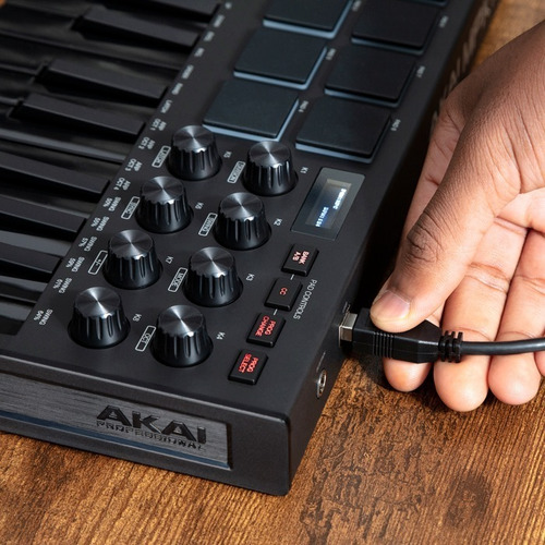 Imagen 3 de 3 de Akai Mpk Mini Mk3 Controlador Midi, Stock Inmediato.