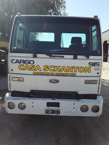 Ford Cargo 915