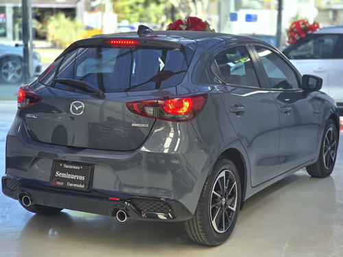 Mazda Mazda 2 2.0 Signature Hatchback At