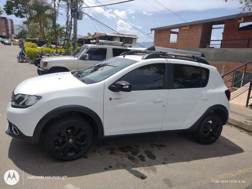 Renault Stepway 1.6 Trek Intens