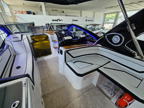 Lancha Focker 333 - Gran Turismo Parelha Diesel Com Joystick