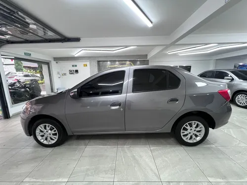 Renault Logan Mt 2023