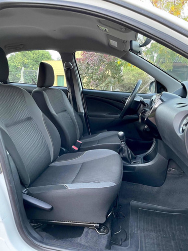 Toyota Etios 1.5 Sedan Xls 2017