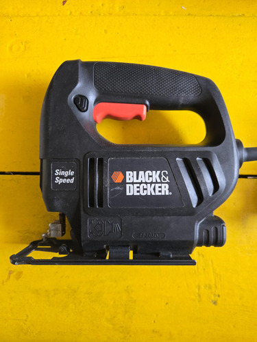 Sierra Caladora Black And Decker (Usado)