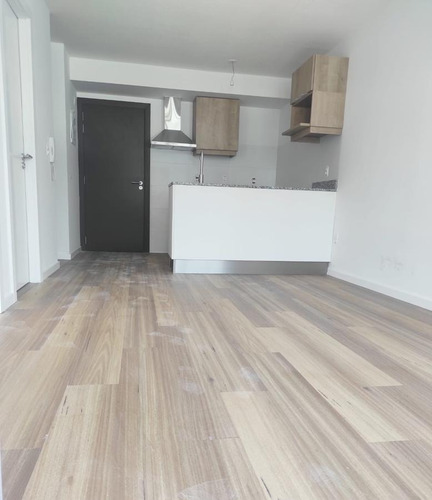 Imagen 3 de 10 de Apartamento De 1 Dormitorio A Estrenar En Cordón Sur