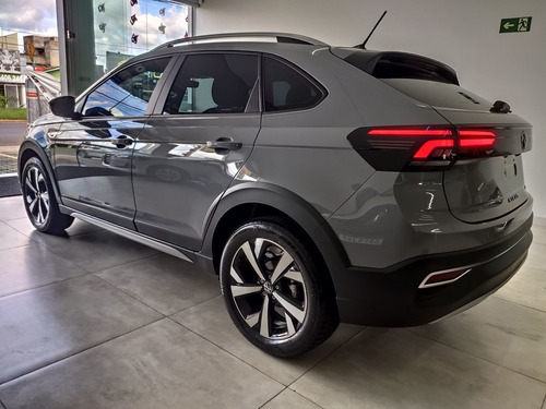 Volkswagen Nivus 1.0 4p Flex 200 Tsi Highline Automático