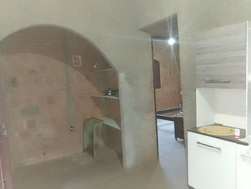 Barracão Comercial Com Casa Nos Fundos